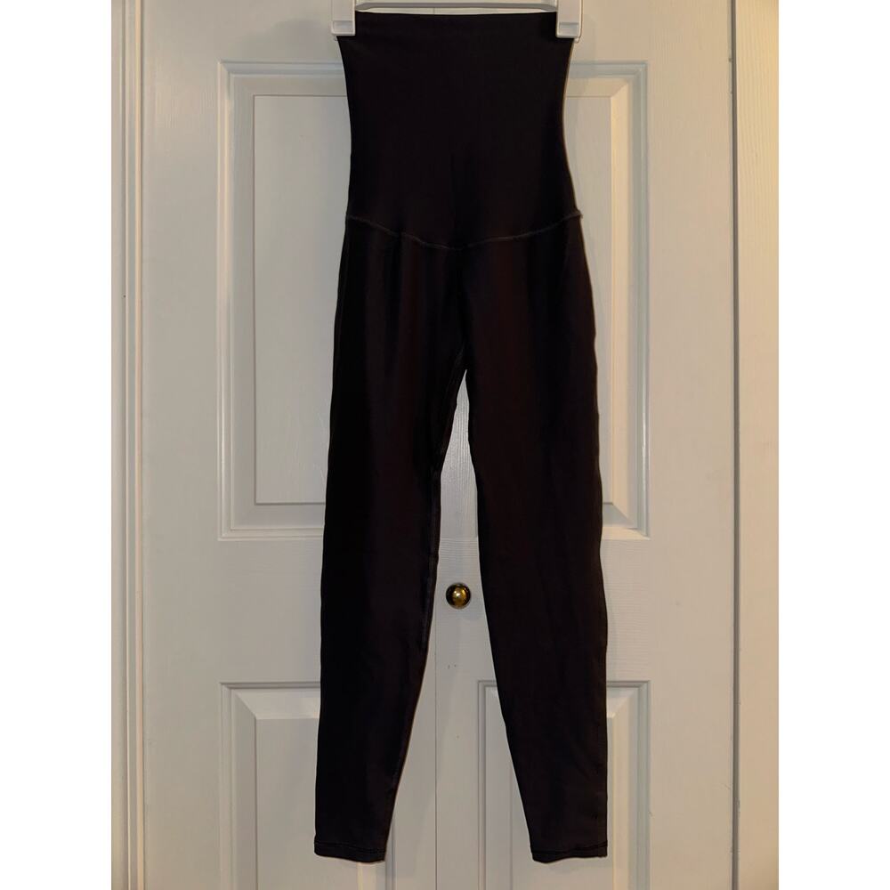Postpartum High-Waisted Black Leggings